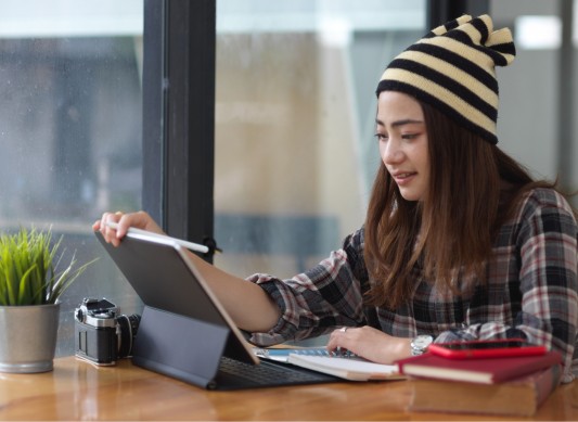 ዮናስ ብርሃኑ